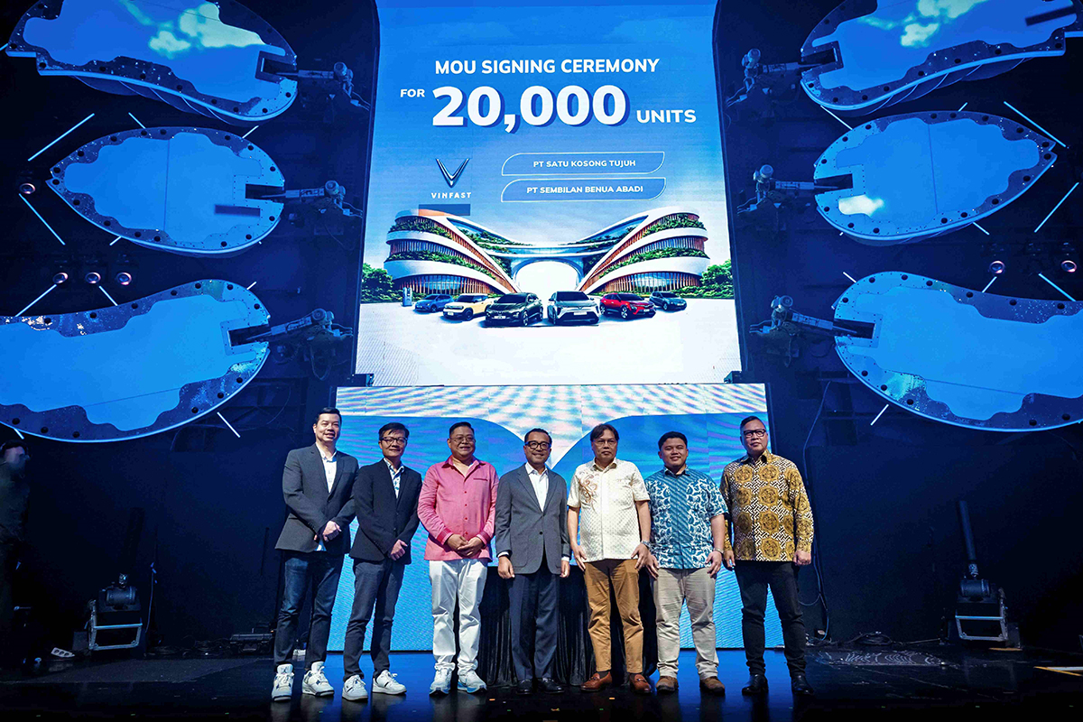 VinFast ký kết cung cấp 20.000 ô tô điện cho đối tác vận tải tại Indonesia